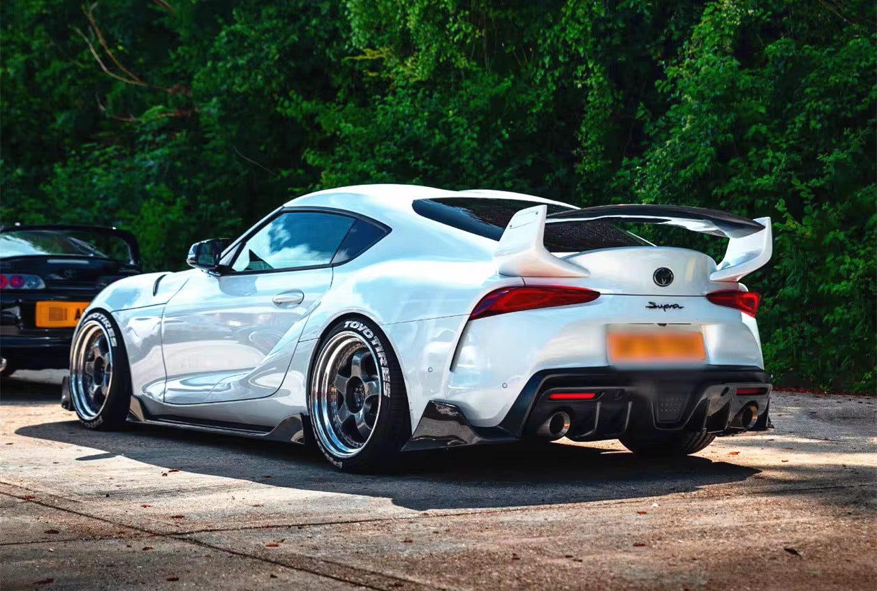 Toyota Supra MK V Full Carbon Kit