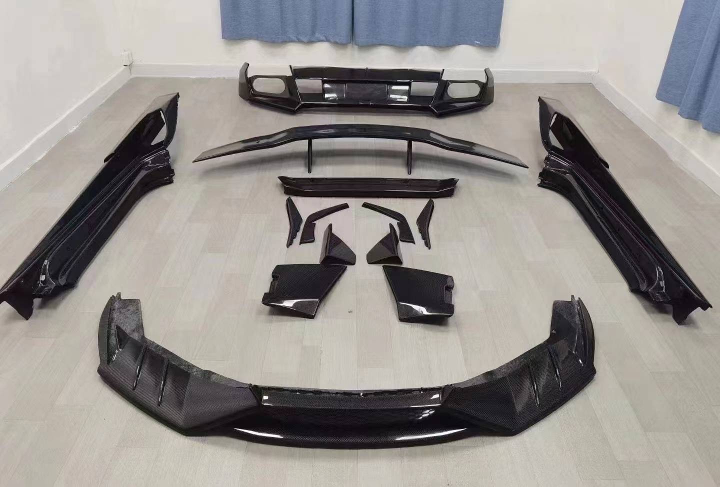 Lamborghini Huracan LP580 / LP610 Full Carbon Kit