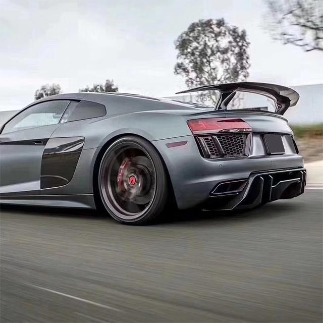 Audi R8 Full Carbon Kit