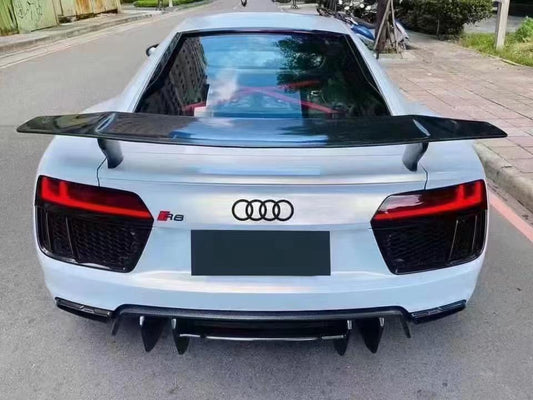 Audi R8 Full Carbon Kit